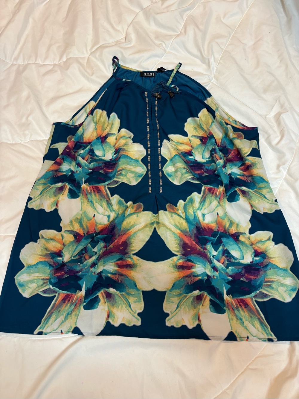a.n.a a new approach Teal Floral Halter Tank with Keyhole Tie size 1X